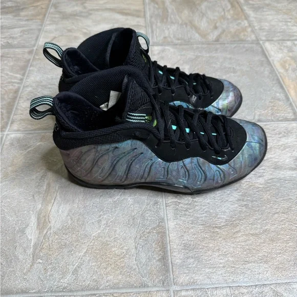 Nike Air Foamposite One Abalone GS Shoe Size 6Y Green AO8037-009 Preowned - Picture 2 of 8